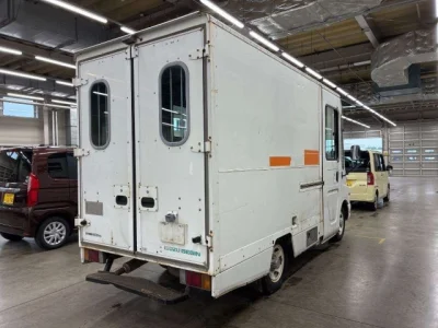 Isuzu BEGIN