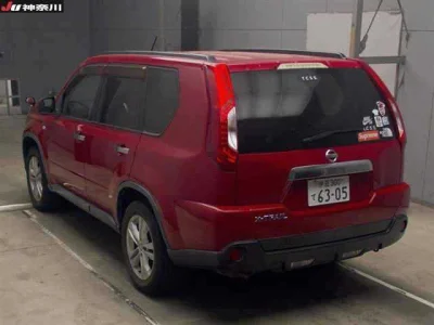 Nissan X-TRAIL