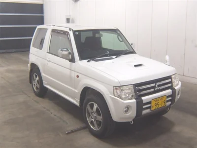 Mitsubishi Pajero Mini