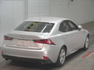 Lexus IS350