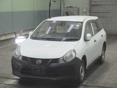 Nissan AD
