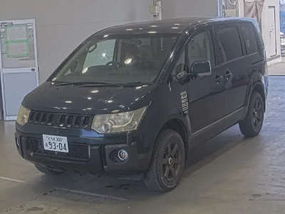 Mitsubishi DELICA D5