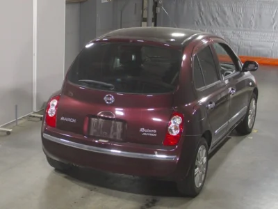 Nissan March