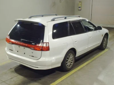Mitsubishi Legnum