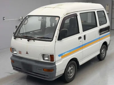Mitsubishi MINICAB VAN
