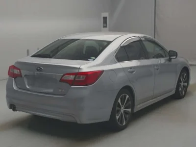 Subaru LEGACY B4