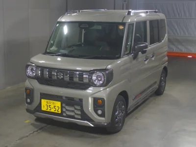 Suzuki Spacia Gear