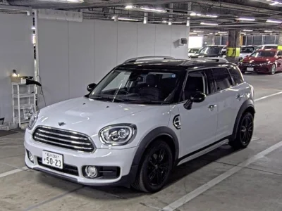 MINI Crossover