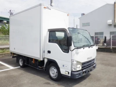 Isuzu ELF