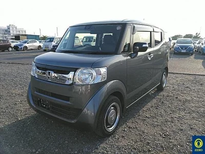 Honda N-Box Slash