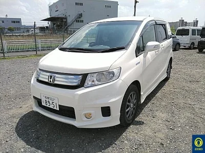 Honda FREED SPIKE
