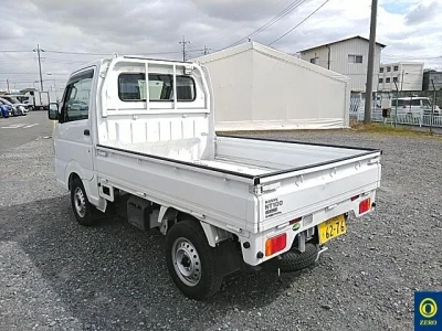 Nissan NT100 Clipper