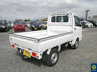 Nissan NT100 Clipper