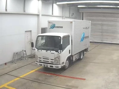 Isuzu ELF