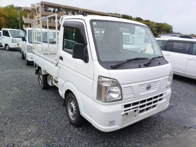 Nissan NT100 Clipper