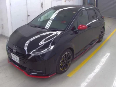 Nissan AURA