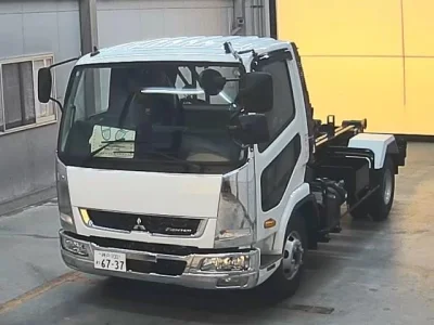 Mitsubishi FUSO FIGHTER