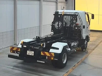 Mitsubishi FUSO FIGHTER