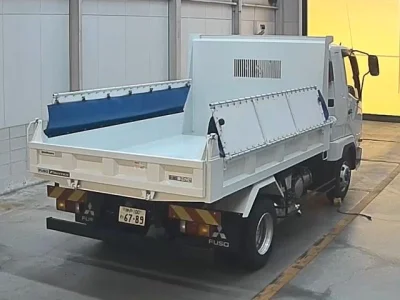 Mitsubishi FUSO FIGHTER