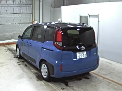 Toyota Sienta