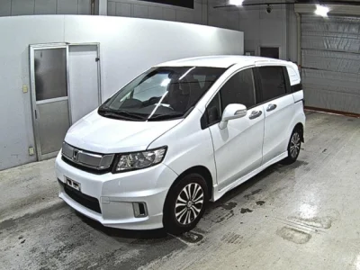 Honda Freed Spike