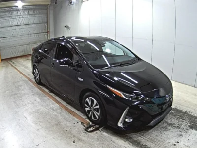 Toyota Prius PHV
