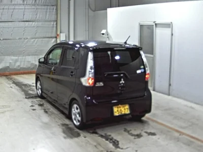 Mitsubishi EK CUSTOM