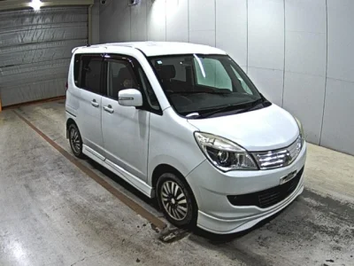 Mitsubishi Delica D:2