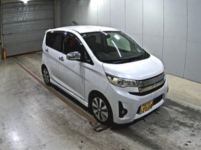 Mitsubishi EK CUSTOM