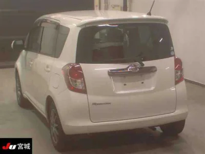 Toyota Ractis