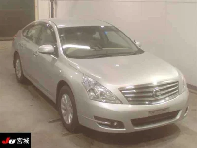 Nissan TEANA