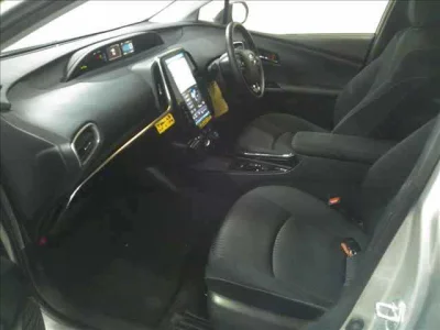 Toyota Prius PHV
