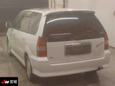 Mitsubishi Chariot Grandis