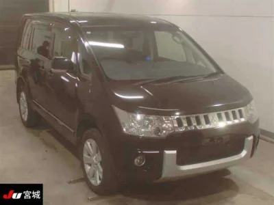 Mitsubishi DELICA D5