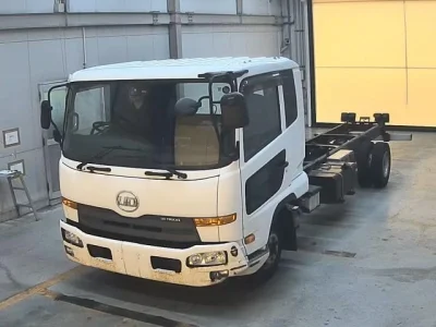 Nissan CONDOR