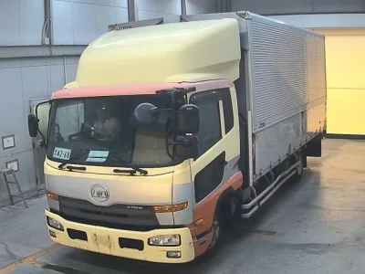 Nissan CONDOR