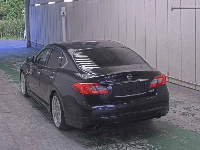 Nissan FUGA