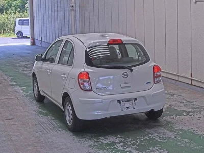 Nissan March