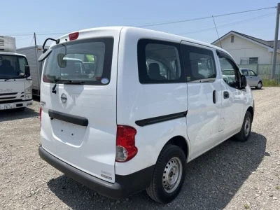 Nissan NV200