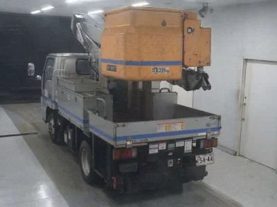 Isuzu ELF