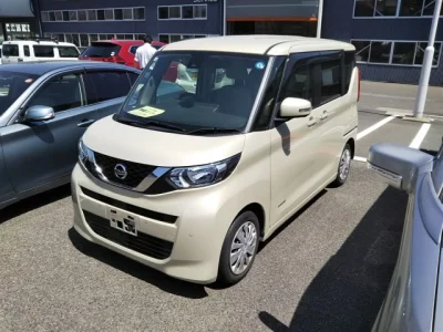 Nissan ROOX