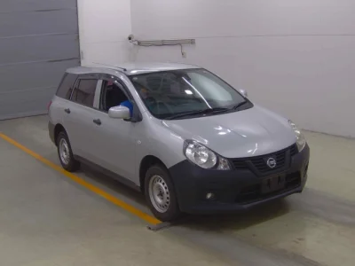 Nissan AD