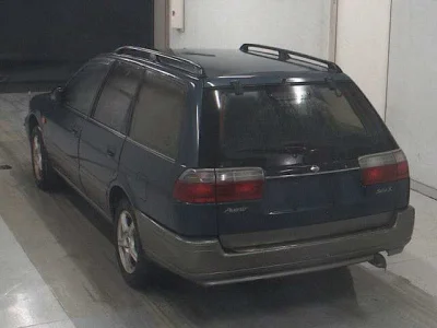 Nissan Avenir