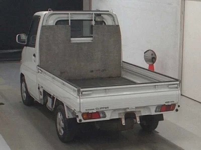 Nissan CLIPPER TRUCK
