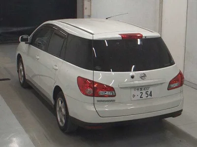 Nissan WINGROAD