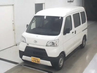 Toyota Pixis Van