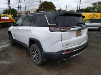 Jeep Commander