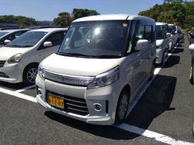 Suzuki Spacia