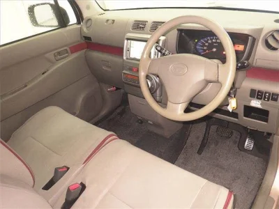 Daihatsu Move Conte