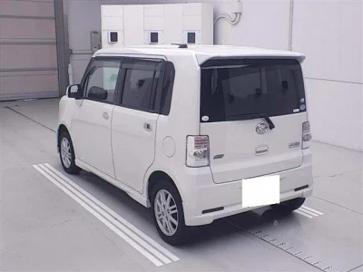Daihatsu Move Conte